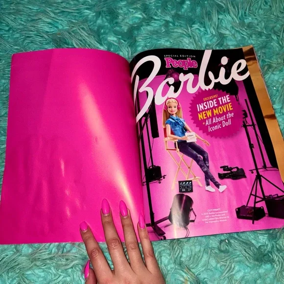 Barbie Special Edition Magazine with Pink Cover - Picture 3 of 3